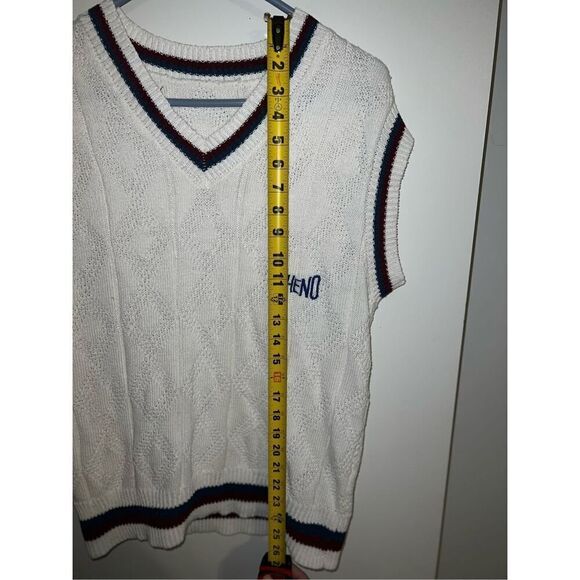 Men’s Original White Oxford Preppy Sweater Vest  MEDIUM - Picture 6 of 6